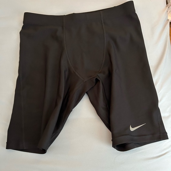 Nike Dri-Fit Compression Shorts - Picture 1 of 3